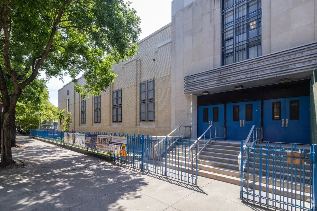 Fred R. Moore school building